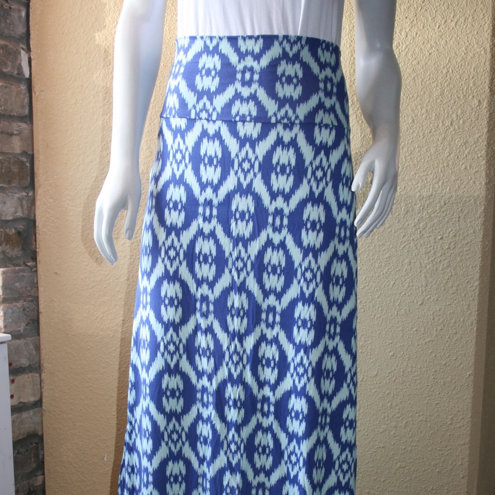 H&L Maxi skirt XL NWT